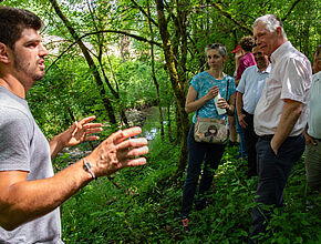 Restauration de l'Auvignon : diversifier les écoulements en ajoutant des banquettes sédimentaires - Agrandir l'image (fenêtre modale)